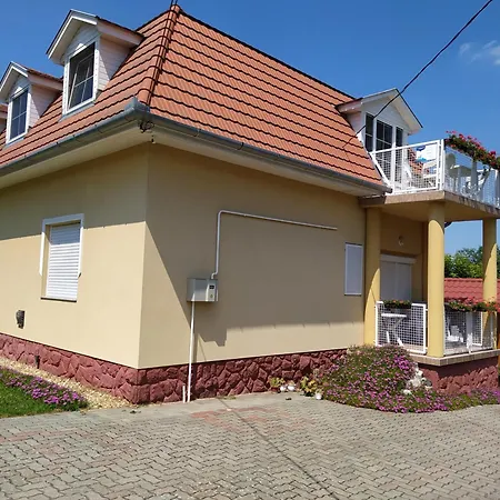 Aniko Apartmanhaz Appartement *