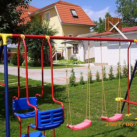 Aniko Apartmanhaz * Balatonföldvár