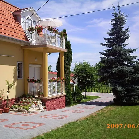 Apartament Aniko Apartmanhaz