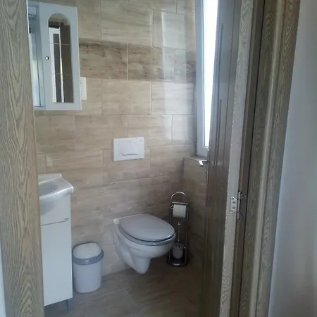 Aniko Apartmanhaz Balatonföldvár