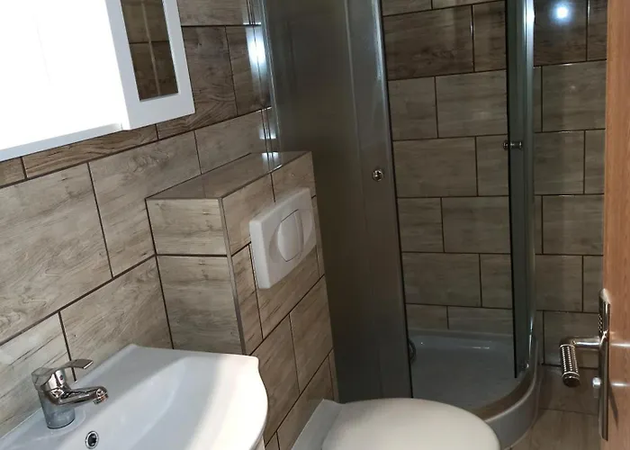 Aniko Apartmanhaz * Balatonföldvár