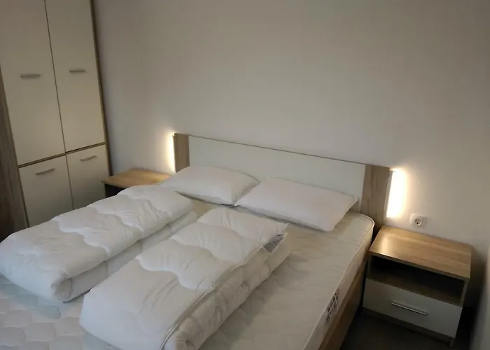Aniko Apartmanhaz * Balatonföldvár